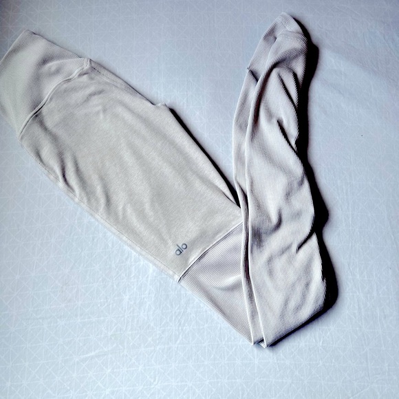 Alo Yoga Alosoft high waist Goddess leggings - Picture 2 of 11